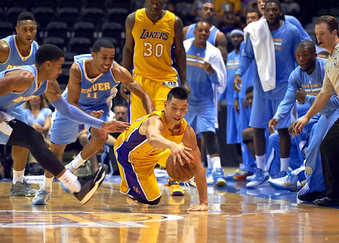 Jeremy-Lin-X158760_TK1_2130.jpg